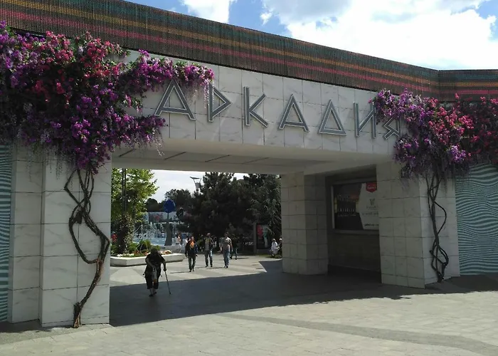 студия в стиле лофт с прекрасным видом на и красивые закаты! * Odessa