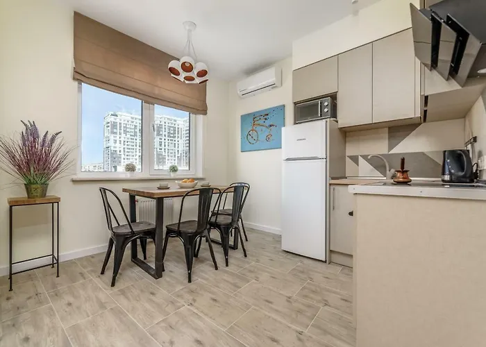 студия в стиле лофт с прекрасным видом на и красивые закаты! * Odessa