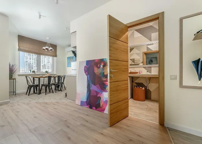 студия в стиле лофт с прекрасным видом на и красивые закаты! Odessa