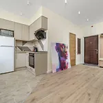 Appartement студия в стиле лофт с прекрасным видом на и красивые закаты! Odessa